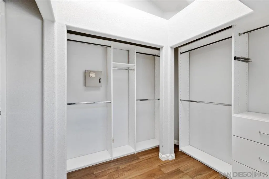 2292 Rock Crest Gln, Escondido, California 92026 home-pic-23